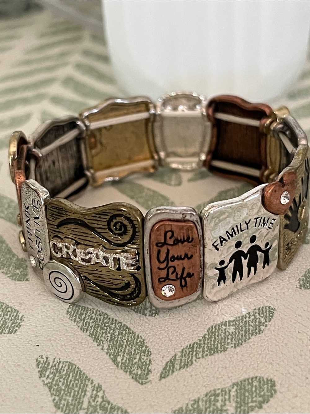 Vintage Y2K Inspirational Mixed-Metal Statement Bracelet – Positive messages
